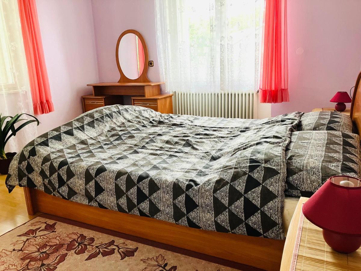 Apartman Marcy รุมบวร์ก ภายนอก รูปภาพ